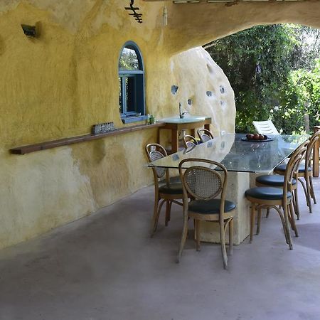 Dutch Farm Israel Bed & Breakfast Sede Zevi Exterior foto