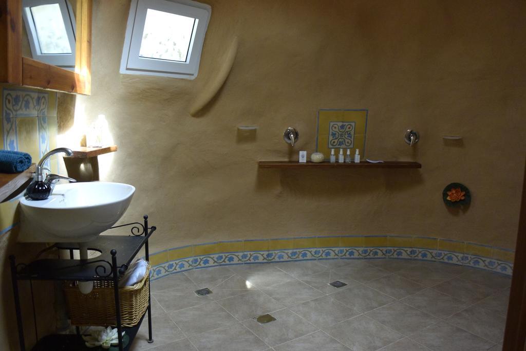 Dutch Farm Israel Bed & Breakfast Sede Zevi Exterior foto
