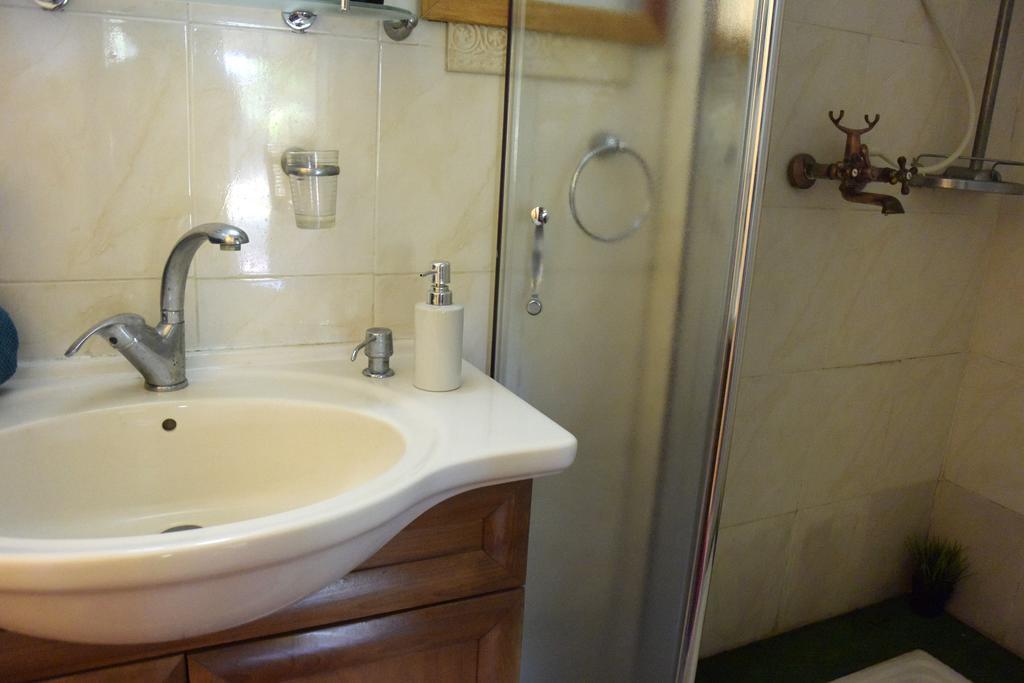 Dutch Farm Israel Bed & Breakfast Sede Zevi Exterior foto