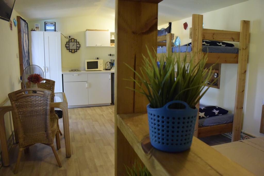 Dutch Farm Israel Bed & Breakfast Sede Zevi Exterior foto